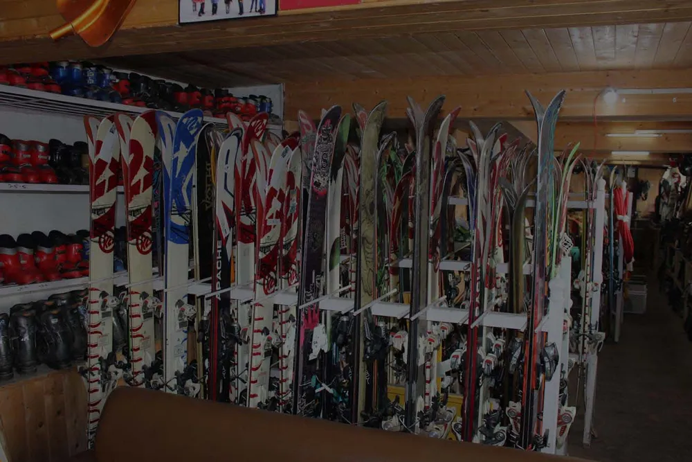 Global Ski Shop storefront in Gulmarg — full gear included with every course
