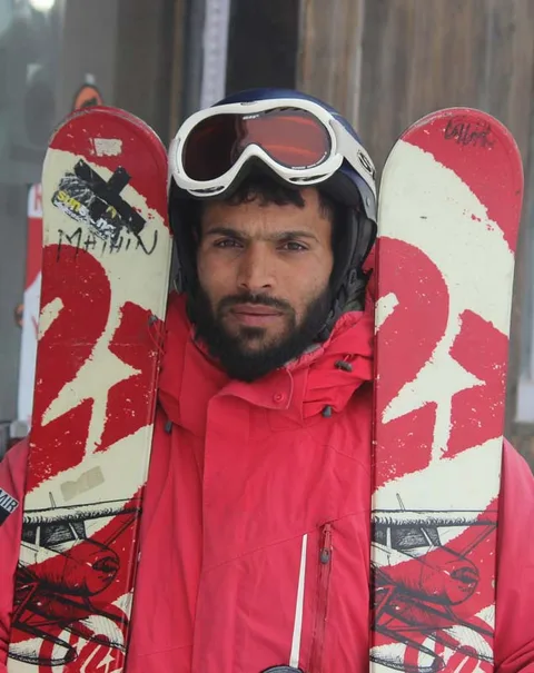 Qayoom Bakshi, Ski Instructor at Kashmir Ski School